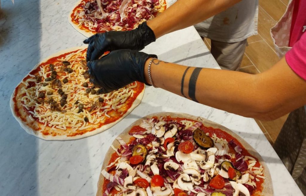 Aperta a Forlì la pizzeria “Al Foro”: ogni giorno coccole di gusto tonde o al taglio